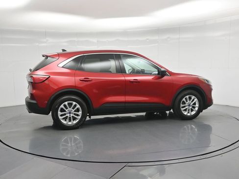 Used 2022 Ford Escape SE image 27