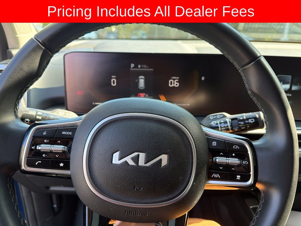 Used 2024 Kia Sorento S w/ Panoramic Sunroof Package AWD/4WD image 9
