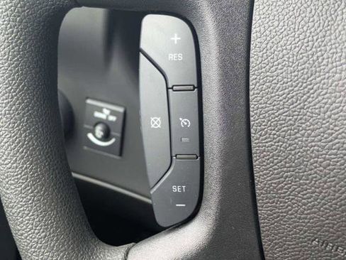 New 2026 Chevrolet Express 2500 RWD image 26