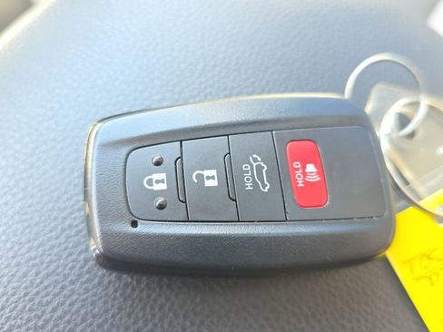 Used 2025 Toyota RAV4 XLE w/ Convenience Package FWD image 28