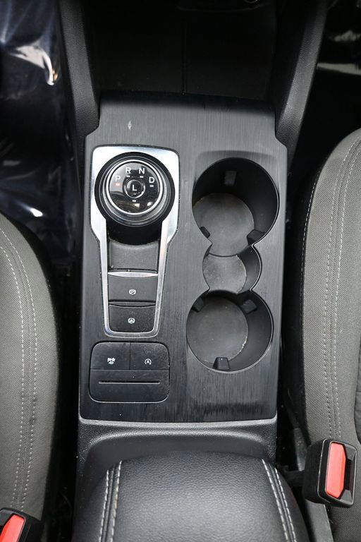 Used 2022 Ford Escape SE w/ Convenience Package FWD image 25