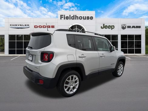 Used 2021 Jeep Renegade Latitude w/ Convenience Group AWD/4WD image 5