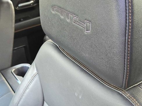 Certified 2024 GMC Sierra 1500 AT4 w/ Technology Package image 15