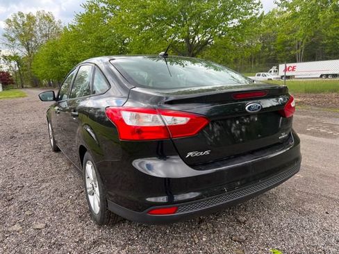 Used 2014 Ford Focus SE FWD image 3
