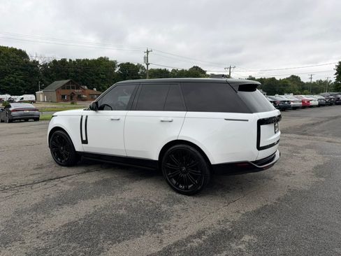 Used 2023 Land Rover Range Rover SE AWD/4WD image 4