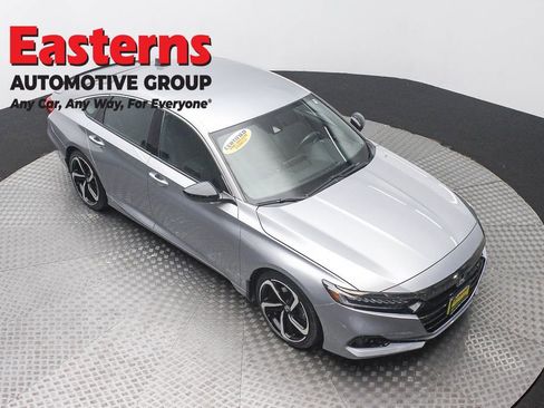 Used 2022 Honda Accord Sport image 3