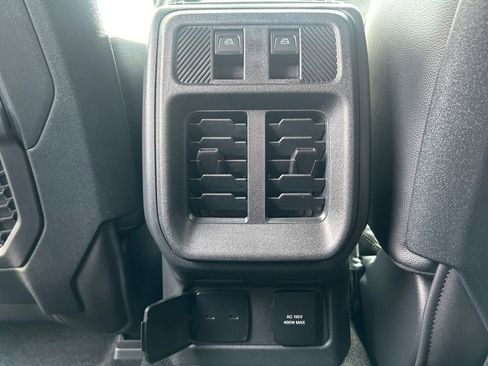 New 2025 Ford Bronco Badlands image 57