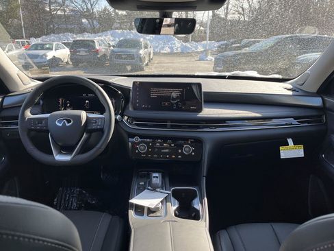 New 2026 INFINITI QX60 Luxe w/ Family Package image 13