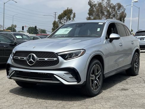 New 2025 Mercedes-Benz GLC 350e 4MATIC image 7