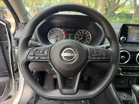 Used 2025 Nissan Sentra S FWD image 25
