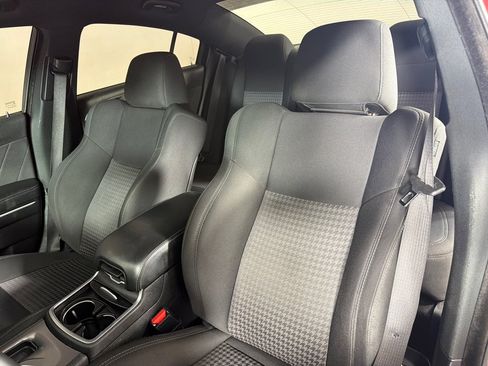 Used 2019 Dodge Charger R/T RWD image 13
