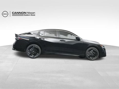 New 2026 Nissan Sentra SR FWD image 26