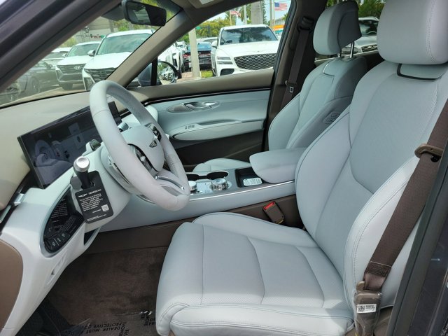 Used 2026 Genesis GV70 2.5T Advanced AWD/4WD image 7