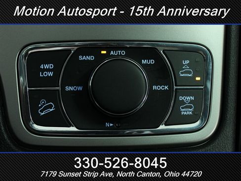 Used 2017 Jeep Grand Cherokee Summit AWD/4WD image 20