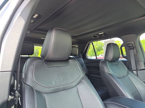 Used 2021 Ford Explorer ST w/ Equipment Group 401A AWD/4WD image 16