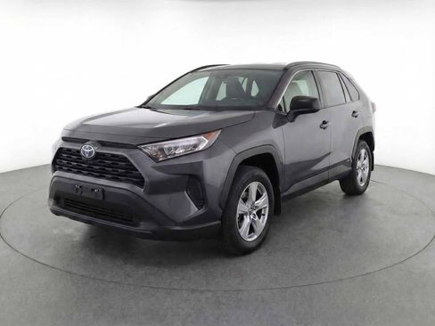 Used 2025 Toyota RAV4 LE image 1