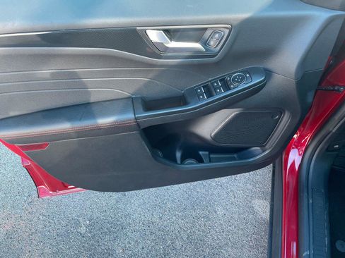 New 2026 Ford Escape ST-Line w/ Tech Pack #1 image 9