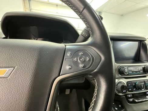 Used 2020 Chevrolet Tahoe Premier AWD/4WD image 17
