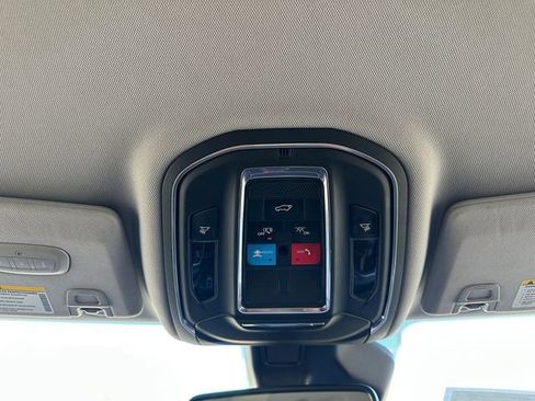 Used 2022 Jeep Grand Cherokee L Limited image 28