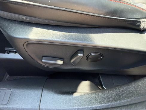 Used 2024 Ford Escape ST-Line AWD/4WD image 16