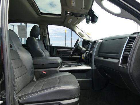 Used 2017 RAM 1500 Sport w/ Quick Order Package 26Q Night AWD/4WD image 13