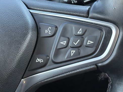 Used 2023 Chevrolet Equinox LT image 20