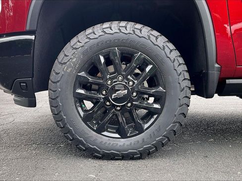 New 2026 Chevrolet Silverado 2500 LTZ w/ LTZ Plus Package image 11