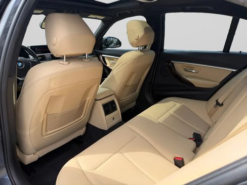 Used 2018 BMW 330i Sedan RWD image 24