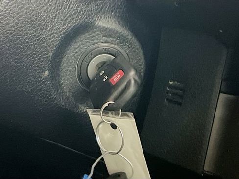 Used 2023 Toyota Tacoma SR image 18