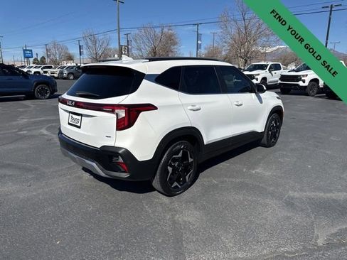Used 2024 Kia Seltos EX image 7