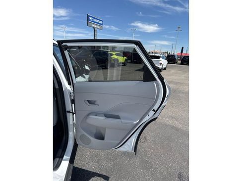 New 2025 Hyundai Kona SEL image 19