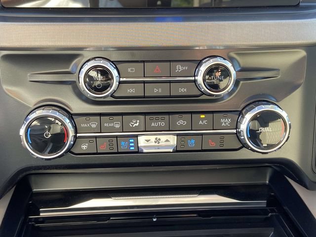 New 2026 Ford F450 Platinum w/ Platinum Plus Package AWD/4WD image 20