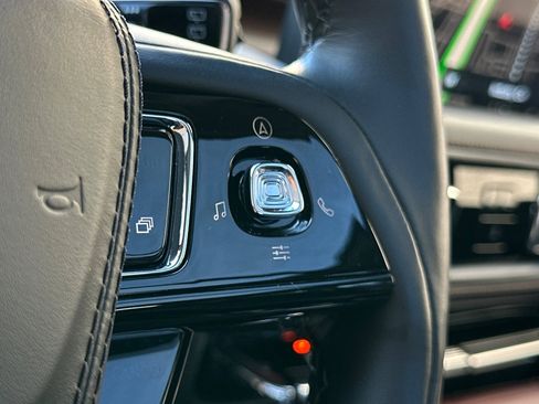 Used 2023 Lincoln Aviator Reserve w/ Equipment Group 201A image 29