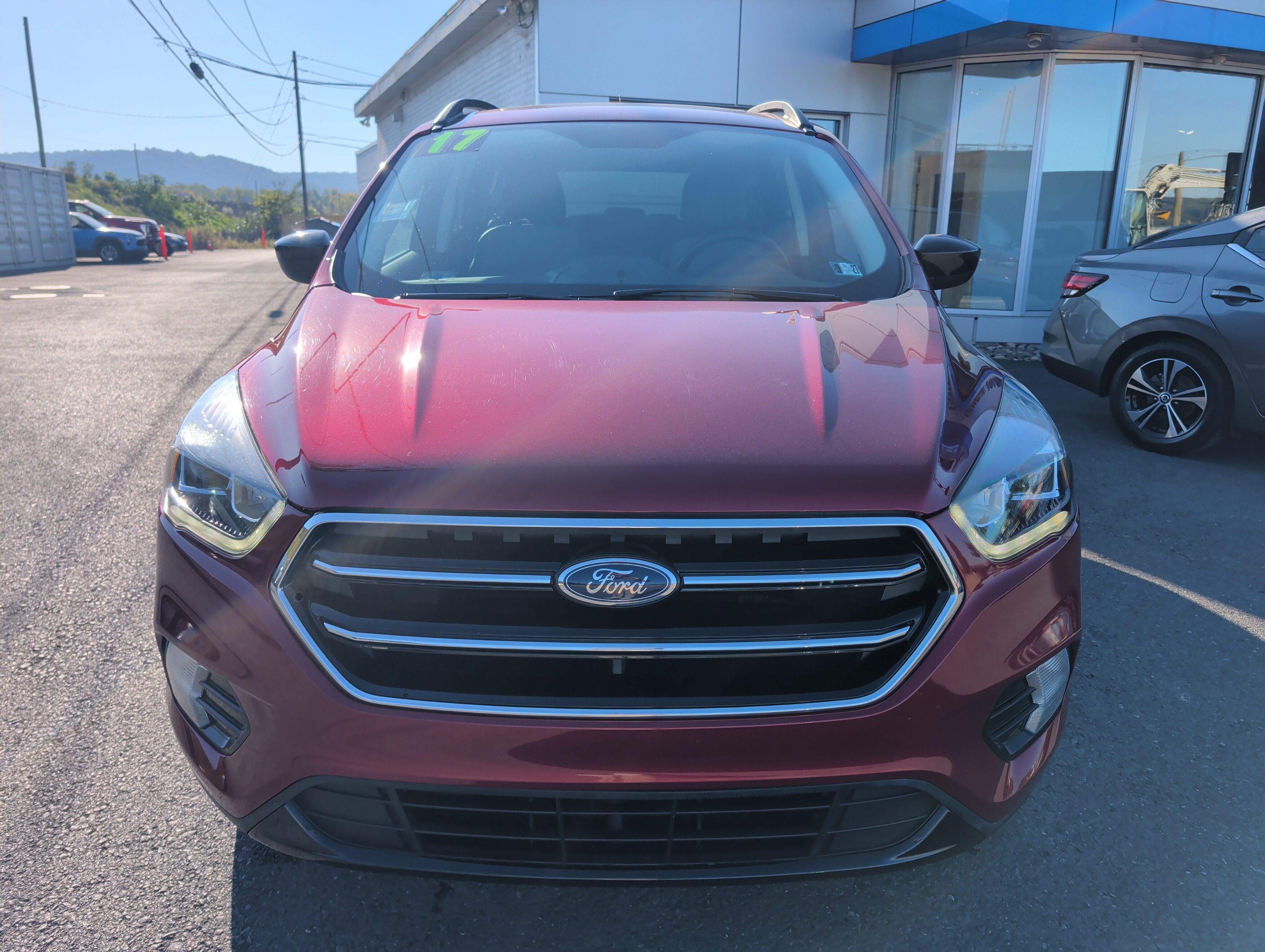 Used 2017 Ford Escape SE w/ Equipment Group 201A AWD/4WD image 8