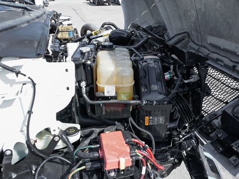 Used 2016 Ford F650 2WD Regular Cab Super Duty image 11