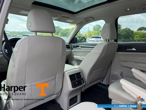 Used 2023 Volkswagen Atlas SE w/ Panoramic Sunroof Package AWD/4WD image 11