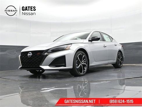 New 2025 Nissan Altima 2.5 SR image 45