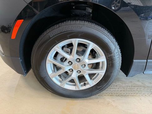 Used 2024 Chevrolet Equinox LT AWD/4WD image 31