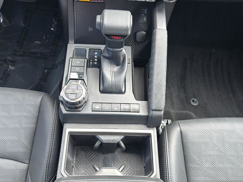 Used 2025 Toyota Tacoma TRD Off-Road w/ TRD Off Road Premium Package AWD/4WD image 26