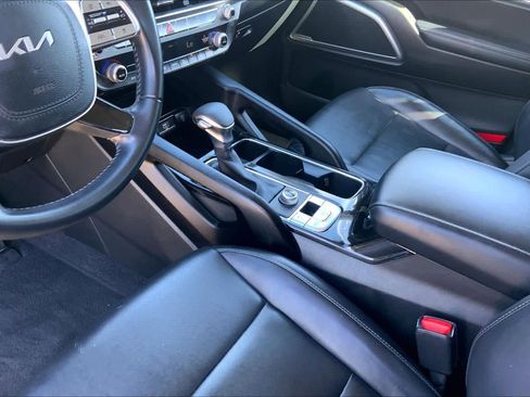 Used 2024 Kia Telluride LX image 15