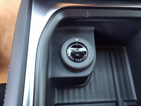 New 2026 Ford Expedition Tremor image 18