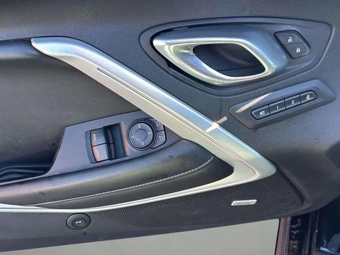 Used 2020 Chevrolet Camaro SS image 10