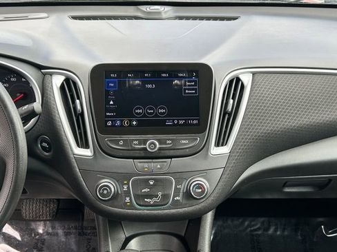 Used 2023 Chevrolet Malibu LS FWD image 13