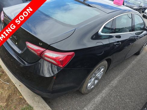 Used 2022 Chevrolet Malibu LT FWD image 4