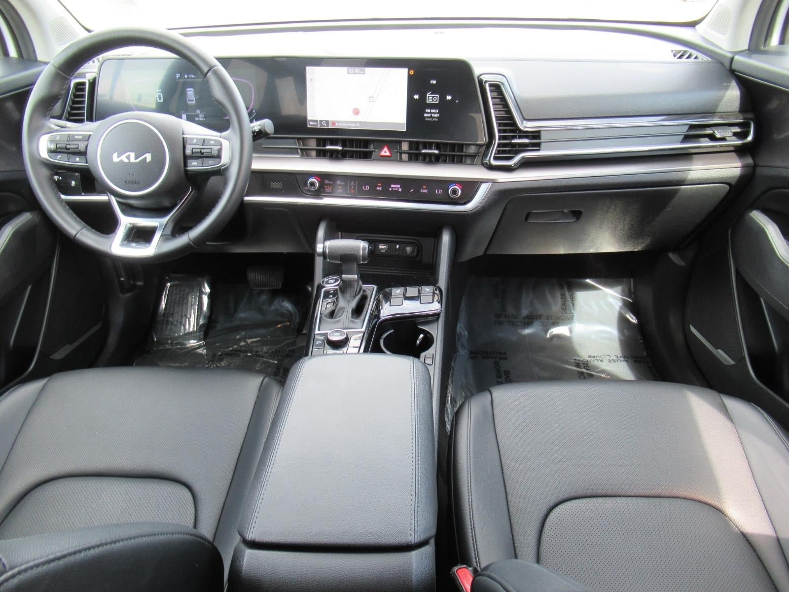 Used 2024 Kia Sportage EX FWD image 12