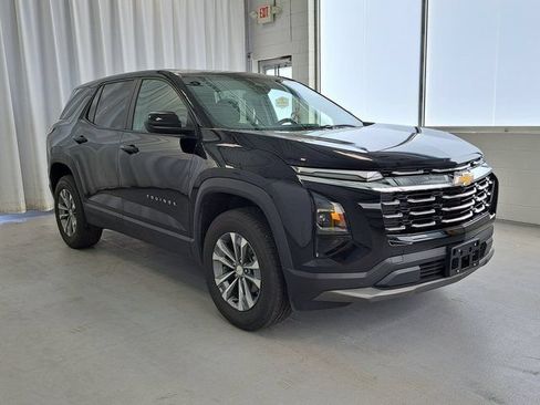 Used 2025 Chevrolet Equinox LT FWD image 5