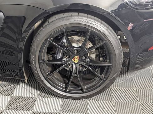 Certified 2023 Porsche 718 Boxster image 12