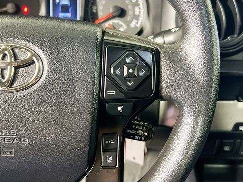 Used 2023 Toyota Tacoma SR image 18