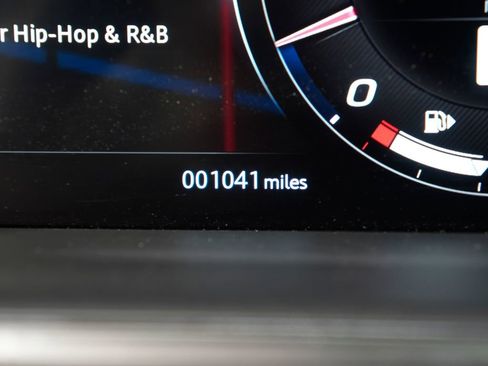 Used 2024 Jaguar F-TYPE R-Dynamic RWD image 23