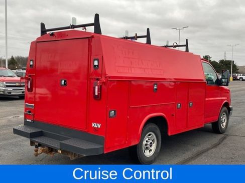 Used 2021 GMC Savana 3500 Work Van w/ Power Convenience Package image 3